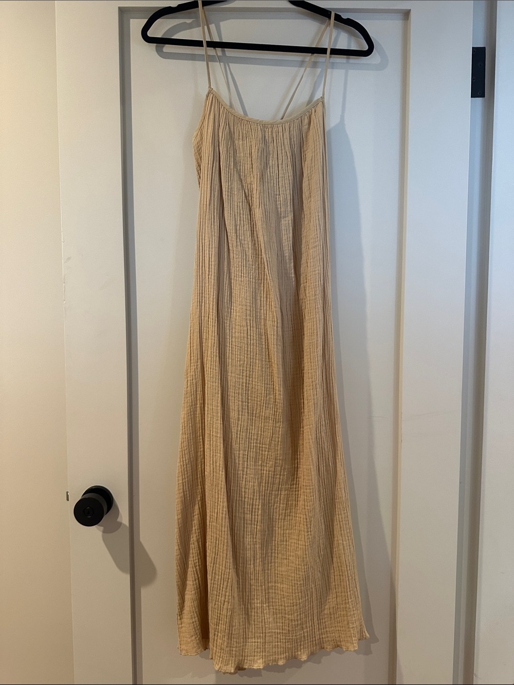 H&M Beige Crinkled Maxi Slip Dress with Spaghetti Straps